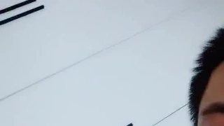 お尻の穴に触れそうな際どいマッサージに全身が疼いて婚約者がいるのに快感に耐え切れず寝取られてしまいました 新海咲