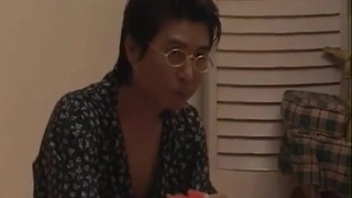淘气的继妹给继兄一个淘气的护士体验