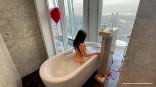 FGAN-076 デカ尻ムッチリ太もものブルマ美少女を味わい尽くす！ ブルマん娘 10人5時間 永久保存版