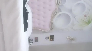 高能！！反差学妹喜欢被射嘴里。