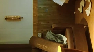 骚姐姐自慰喷水